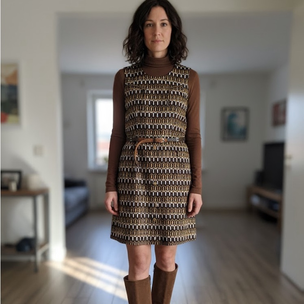 Cortefiel dress size 6 classic/preppy